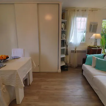 Superbe T2 Climatise Avec Terrasses Et Parking, Classe 3⭐⭐⭐, A 500m De La Plage - - Fr-1-472-183 *